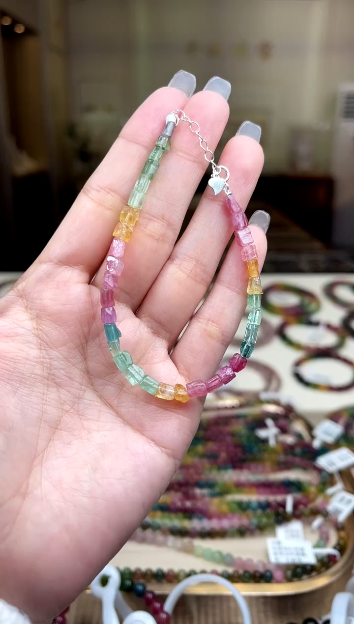 【闪购商品】碧玺/未镶嵌碧玺手链多样性发货