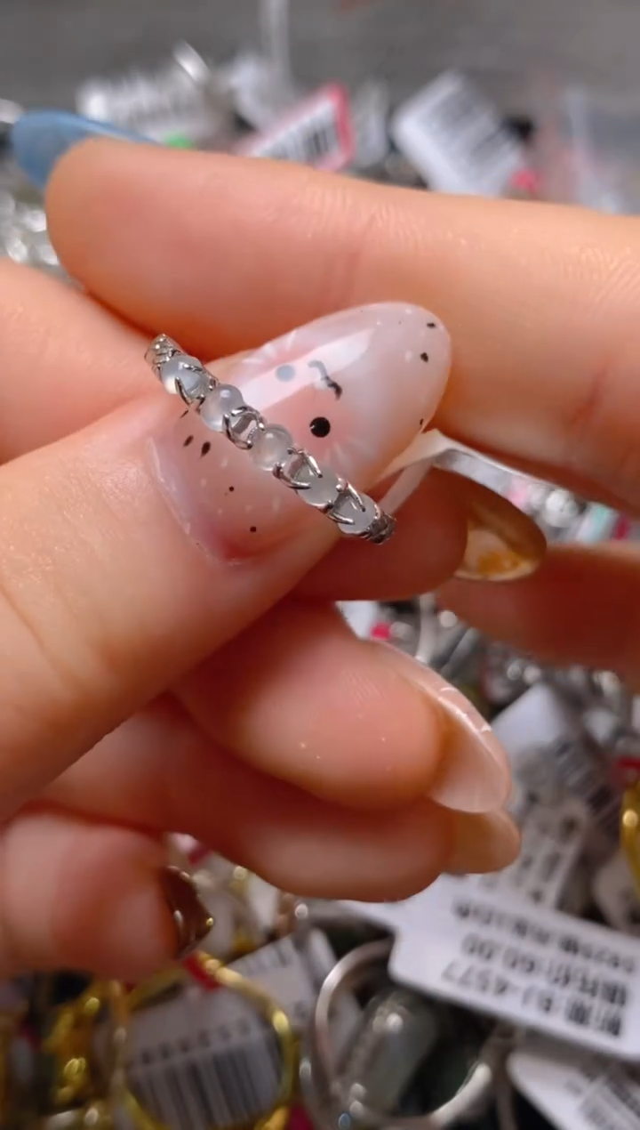 银S925镶嵌戒指翡翠百内无证书