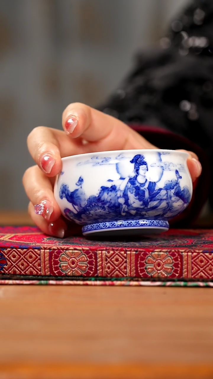 【闪购商品】瓷片画堂春······