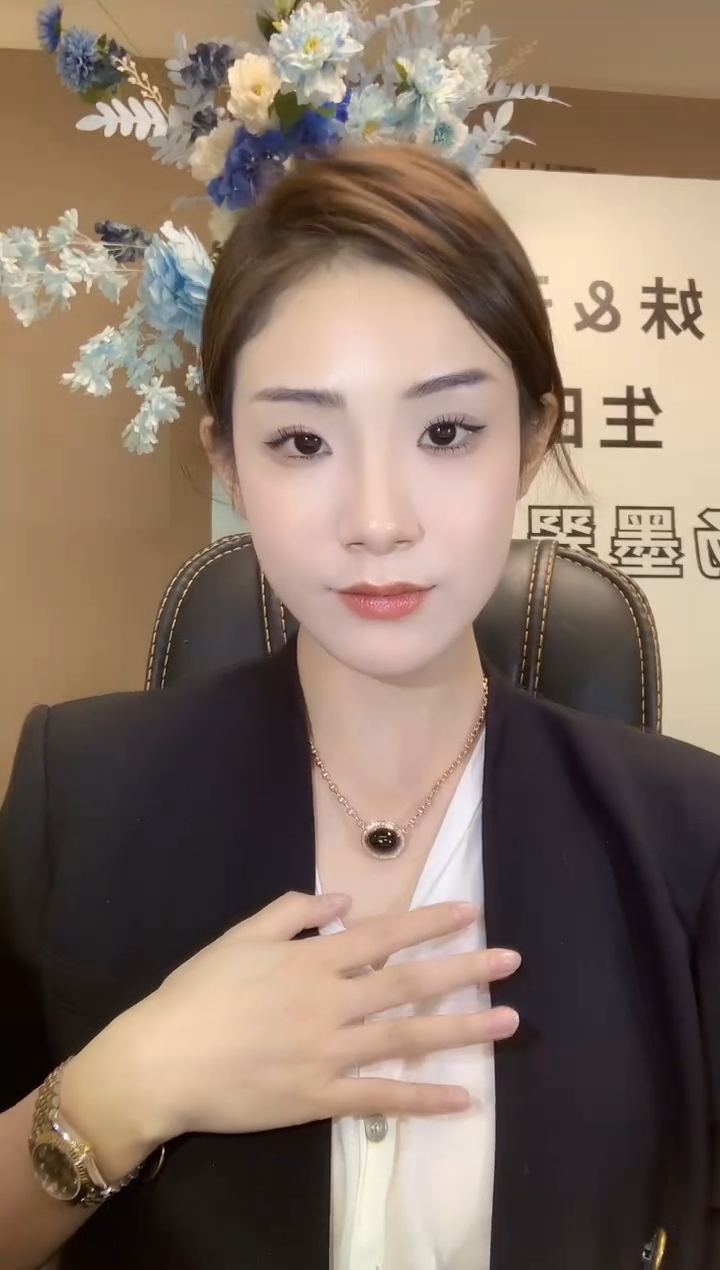 套链18K金镶嵌翡翠S30