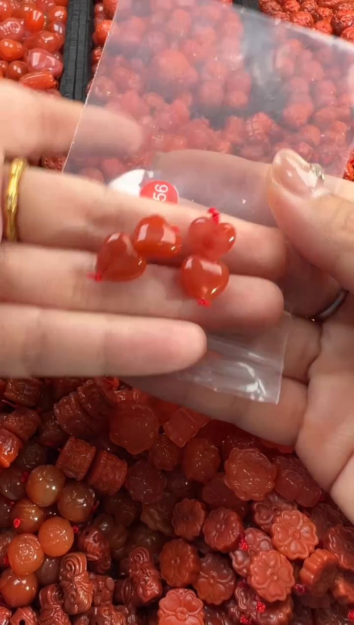 【闪购商品】南红玛瑙未镶嵌吊坠(不含链)2