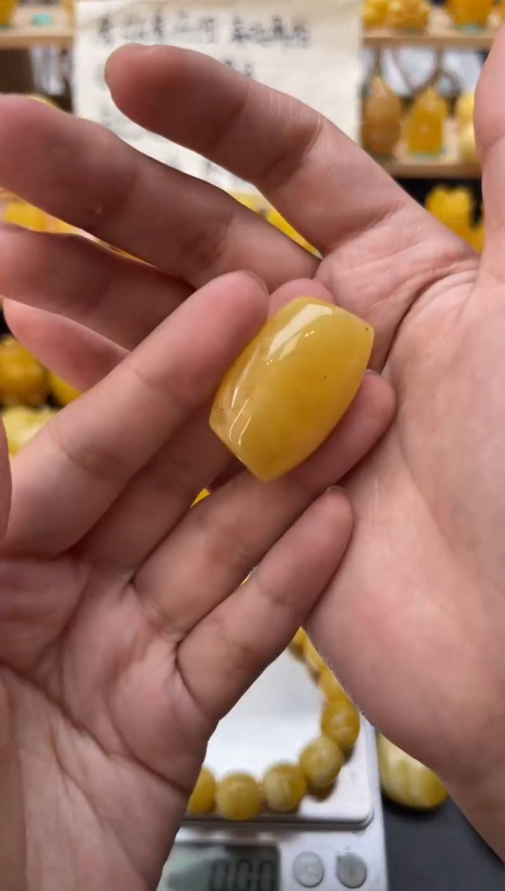 琥珀未镶嵌珠宝奇石056琥珀蜜蜡微瑕