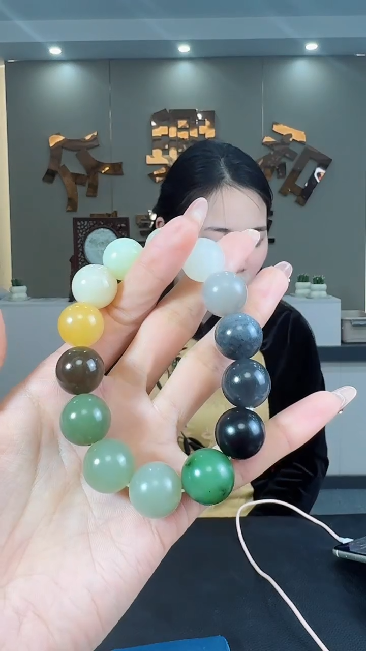 【闪购商品】和田玉手链未镶嵌手串