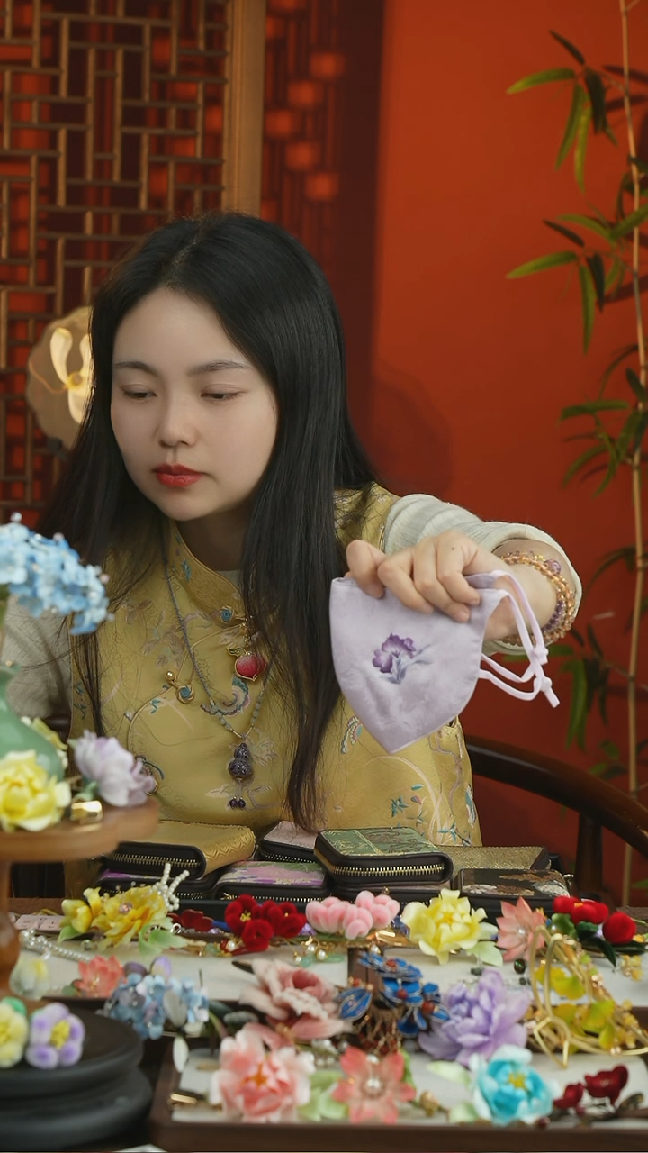 刺绣苏绣口罩不可退换介意勿拍