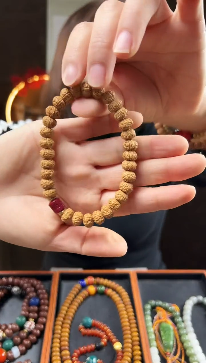 【闪购商品】金刚菩提吊坠六瓣老树王手串