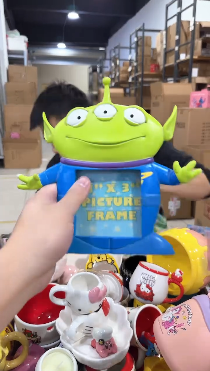 瓷片三眼仔相框  