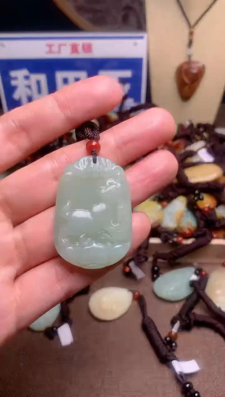 【闪购商品】和田玉颈饰未镶嵌1