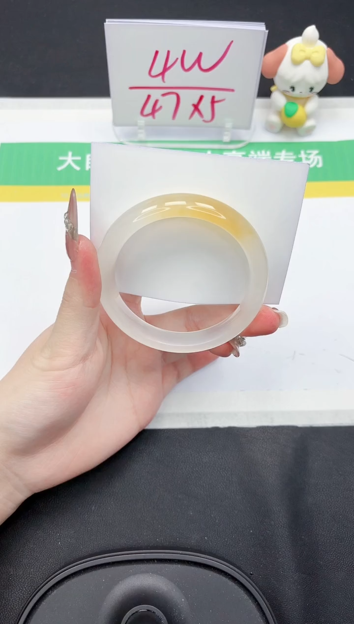 【闪购商品】石英质玉手镯未镶嵌222-58.8