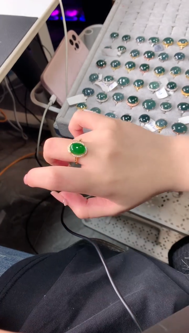 【闪购商品】翡翠戒指银S925镶嵌52141