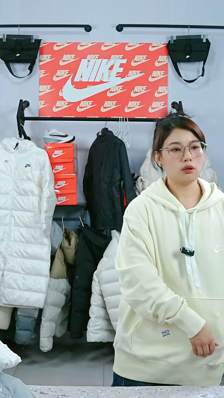 2252闪购编码运动衣以直播间过款为准尺码XL