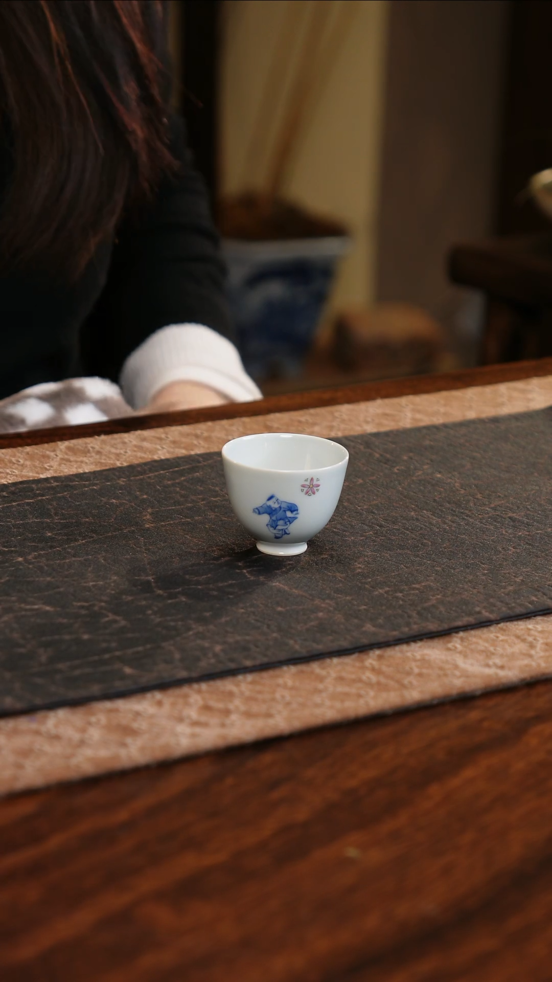 【闪购商品】杯子粉彩童子皮球花直口杯6号