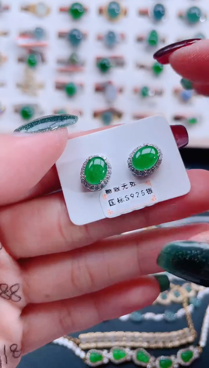 银S925镶嵌翡翠耳饰天然翡翠