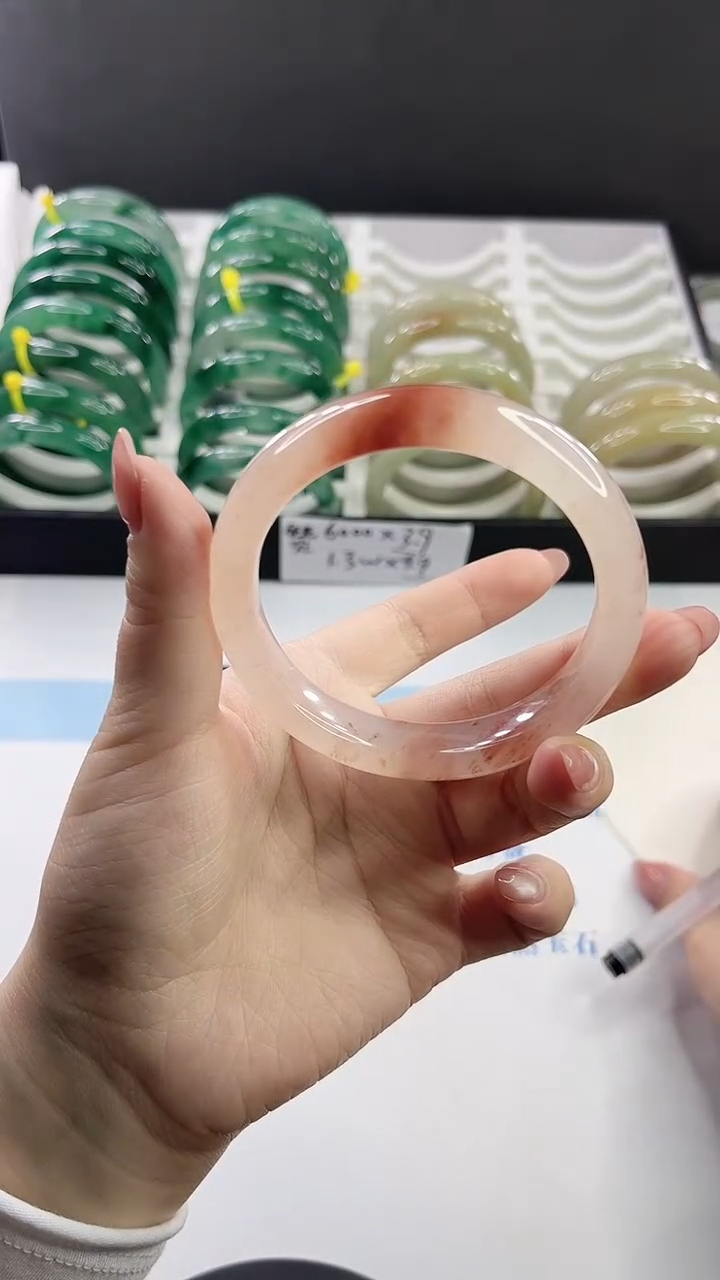 未镶嵌手镯石英质玉多样性发货V17