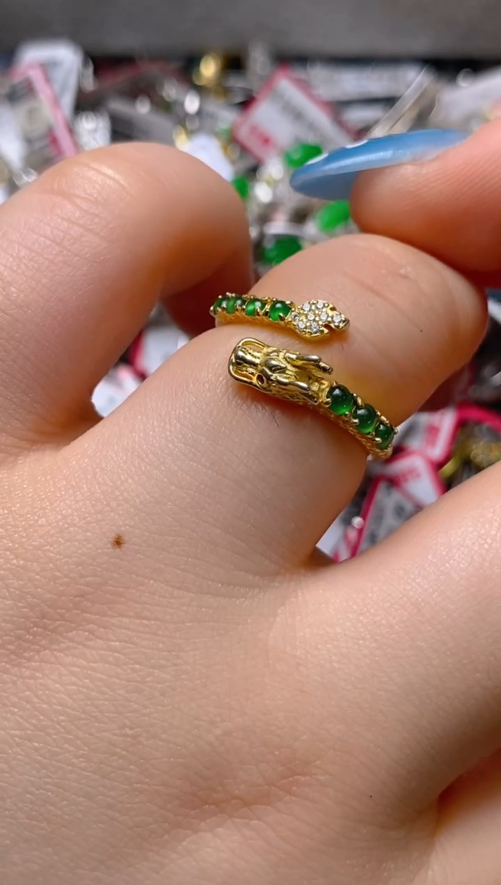 银S925镶嵌戒指翡翠百内无证书