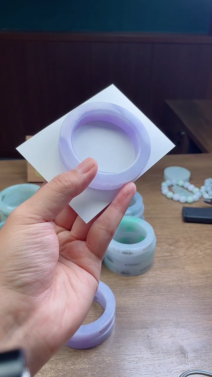 未镶嵌手镯定制翡翠水定制