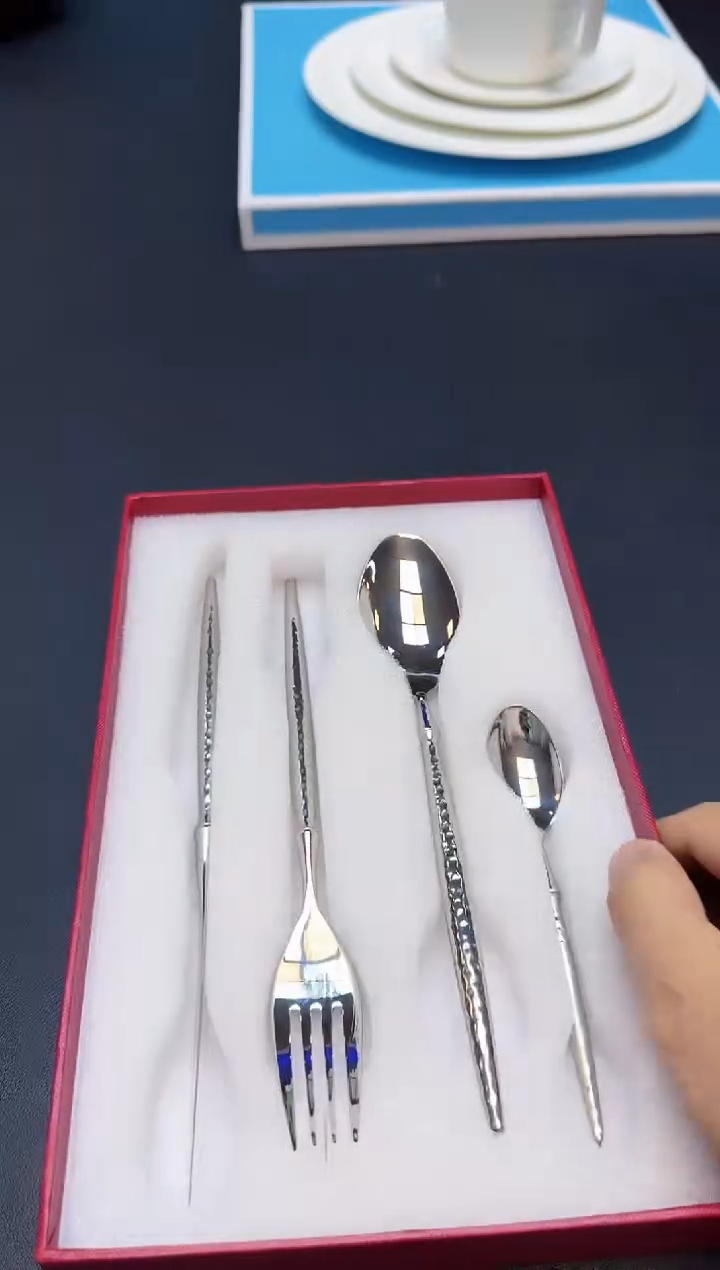 【闪购商品】瓷片全新正品一件不留@@H1871