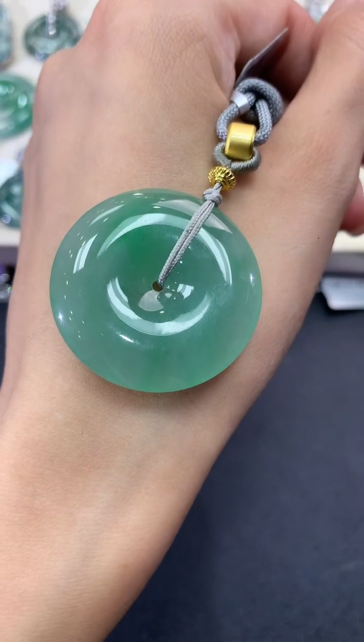 【闪购商品】翡翠吊坠(不含链)未镶嵌a44         