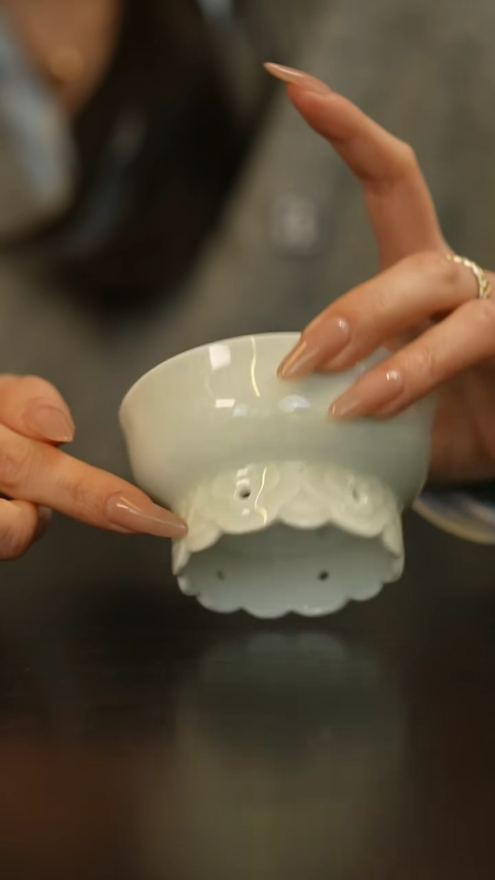 【闪购商品】瓷片             王景东