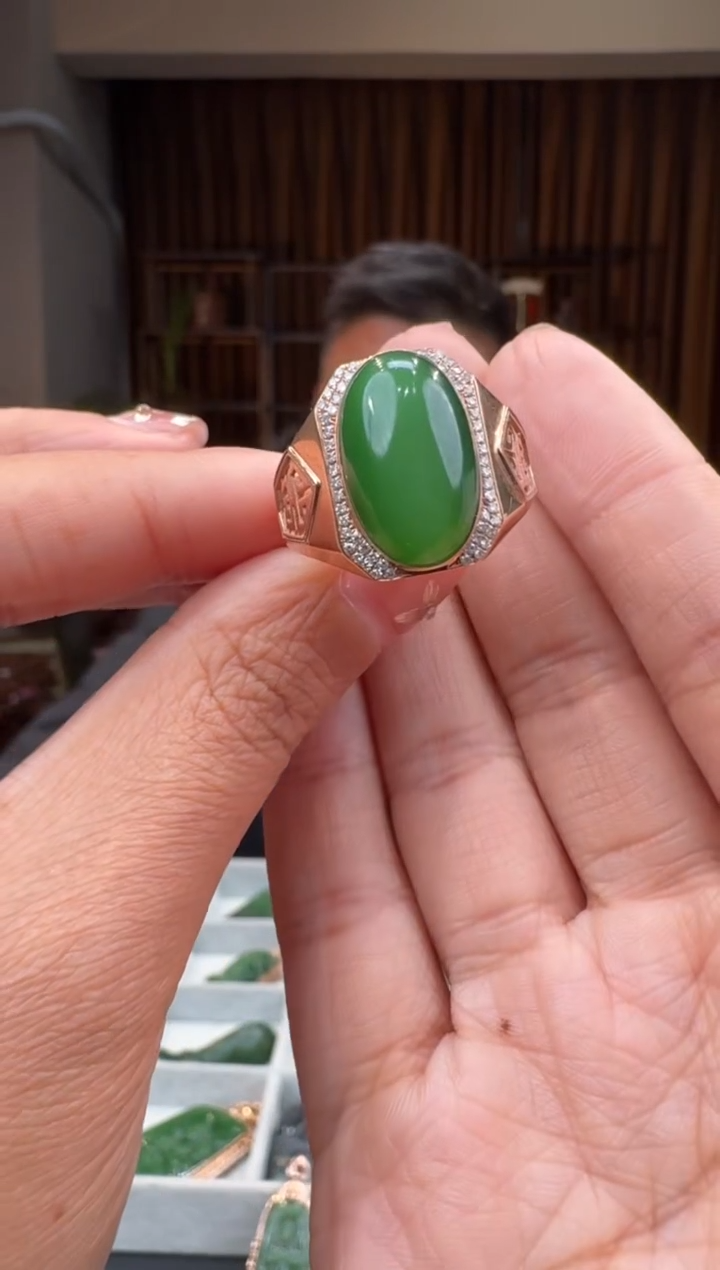 【闪购商品】和田玉171未镶嵌1.31大彬