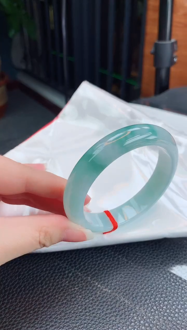 【闪购商品】翡翠手镯未镶嵌缅甸天然翡翠A货手镯