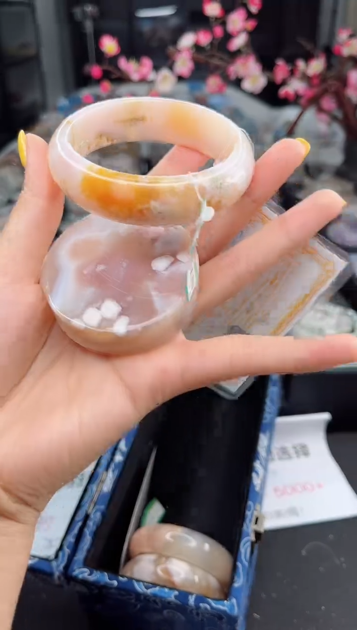 石英质玉未镶嵌手镯57圈口（赠送镯心）3687208