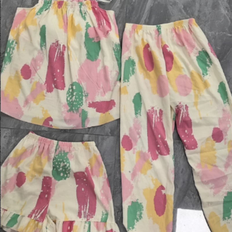 睡衣女2025新款甜美三件套休闲可外穿百搭宽松时尚吊带三件套女生