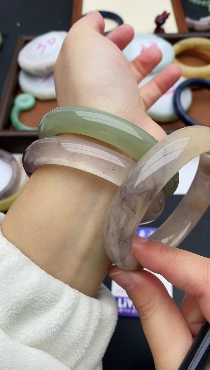 未镶嵌手镯石英质玉43+57/58