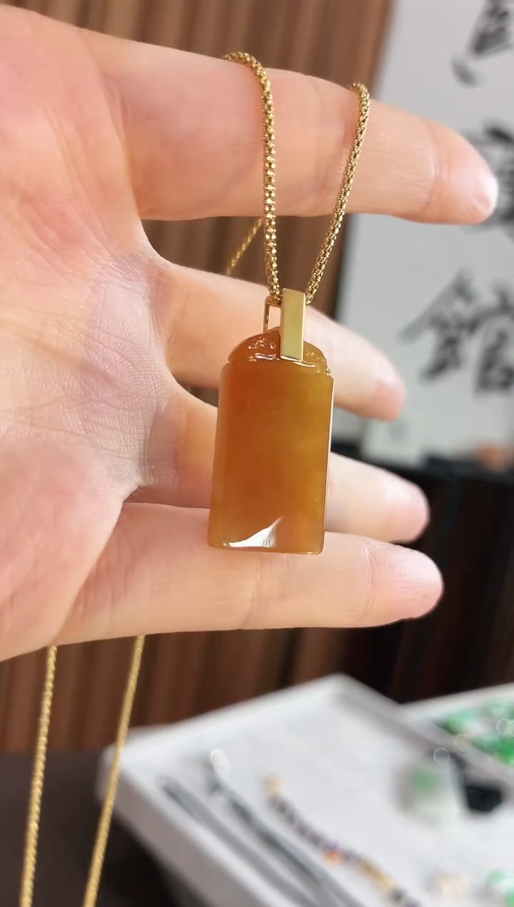 吊坠(不含链)18K金镶嵌翡翠吊坠