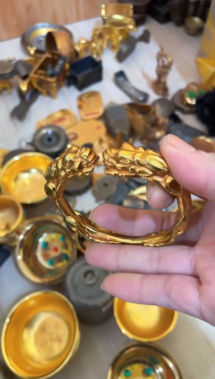 【闪购商品】摆件宫廷影视老旧工艺摆件