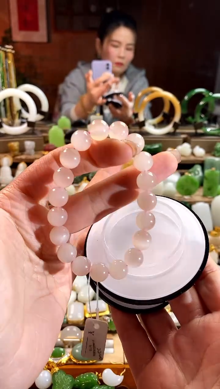 【闪购商品】和田玉手链未镶嵌。