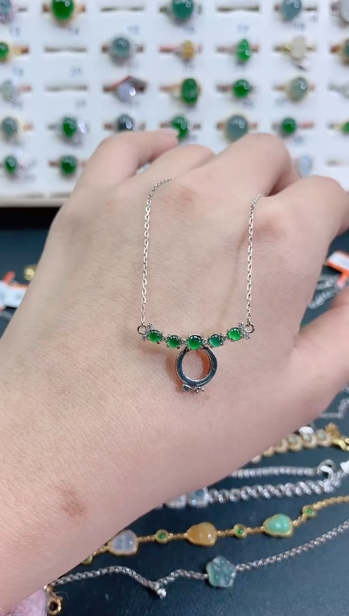 颈饰银S925镶嵌翡翠天然翡翠