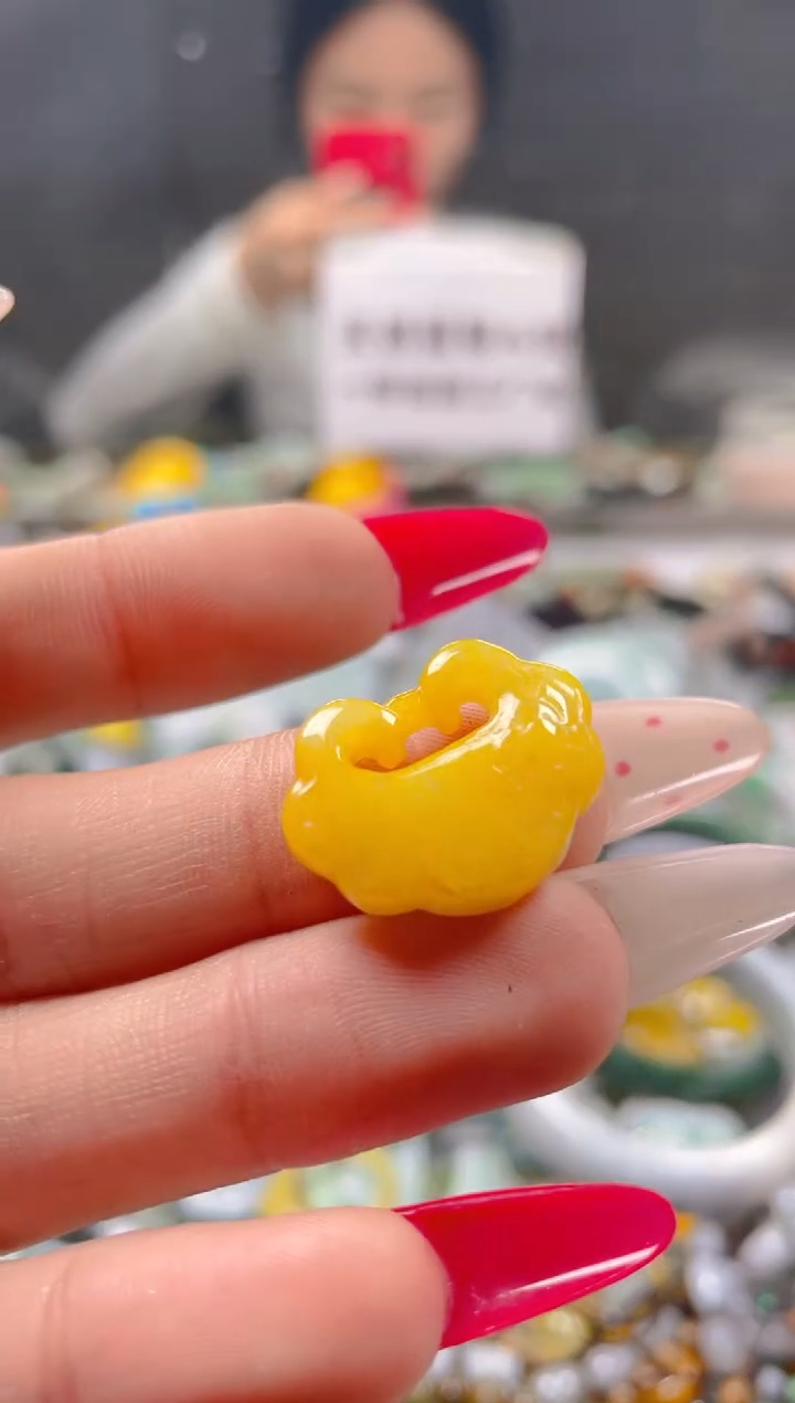 【闪购商品】翡翠颈饰未镶嵌/Q/翡翠A货一图一物