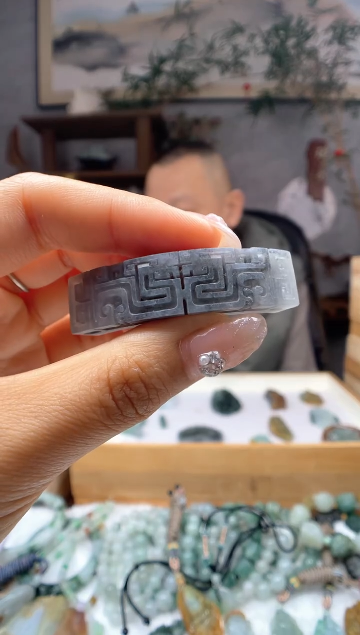 【闪购商品】定制翡翠未镶嵌手牌