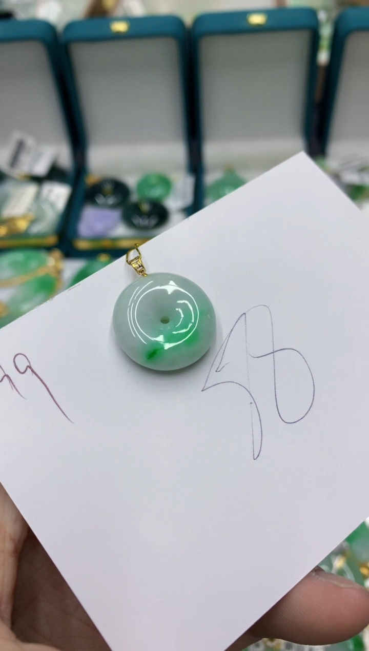 【闪购商品】翡翠颈饰18K金镶嵌1111111111
