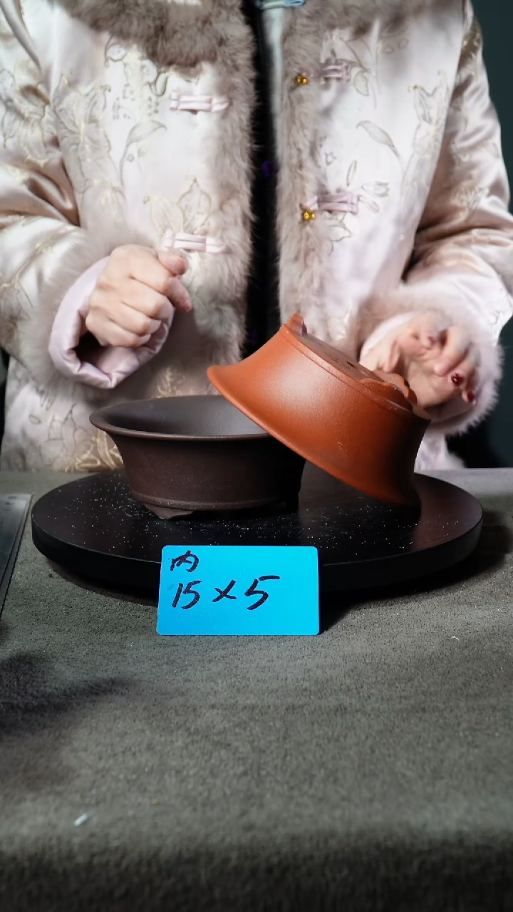 宜兴紫砂小花盆盆