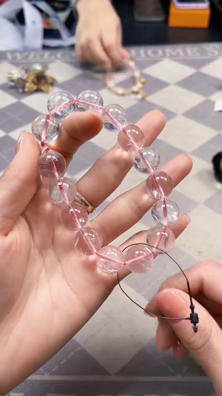 非金属无如图所示时尚饰品