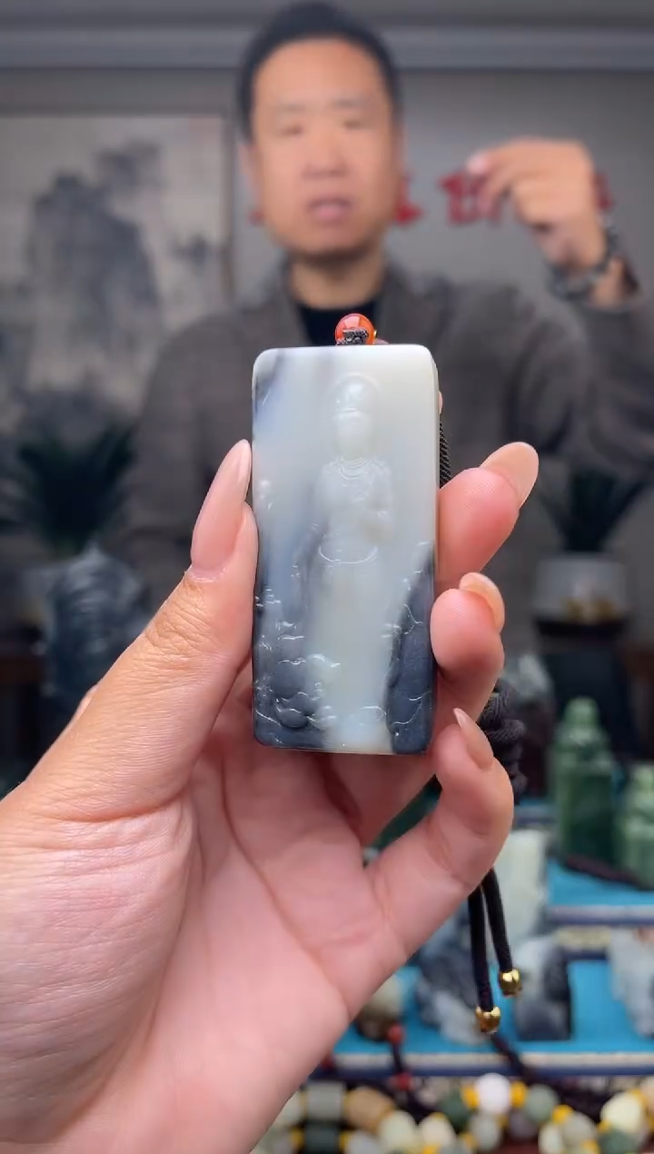 未镶嵌和田玉挂件1