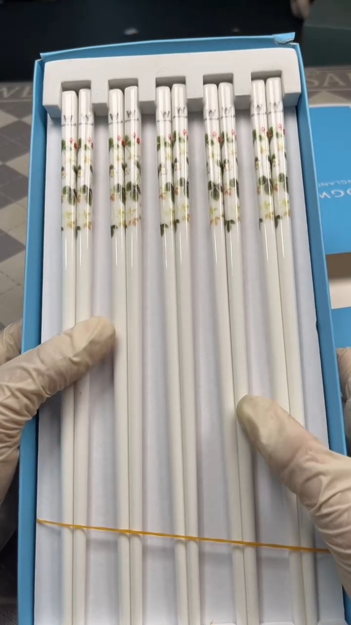 瓷片陶瓷如图所示周边