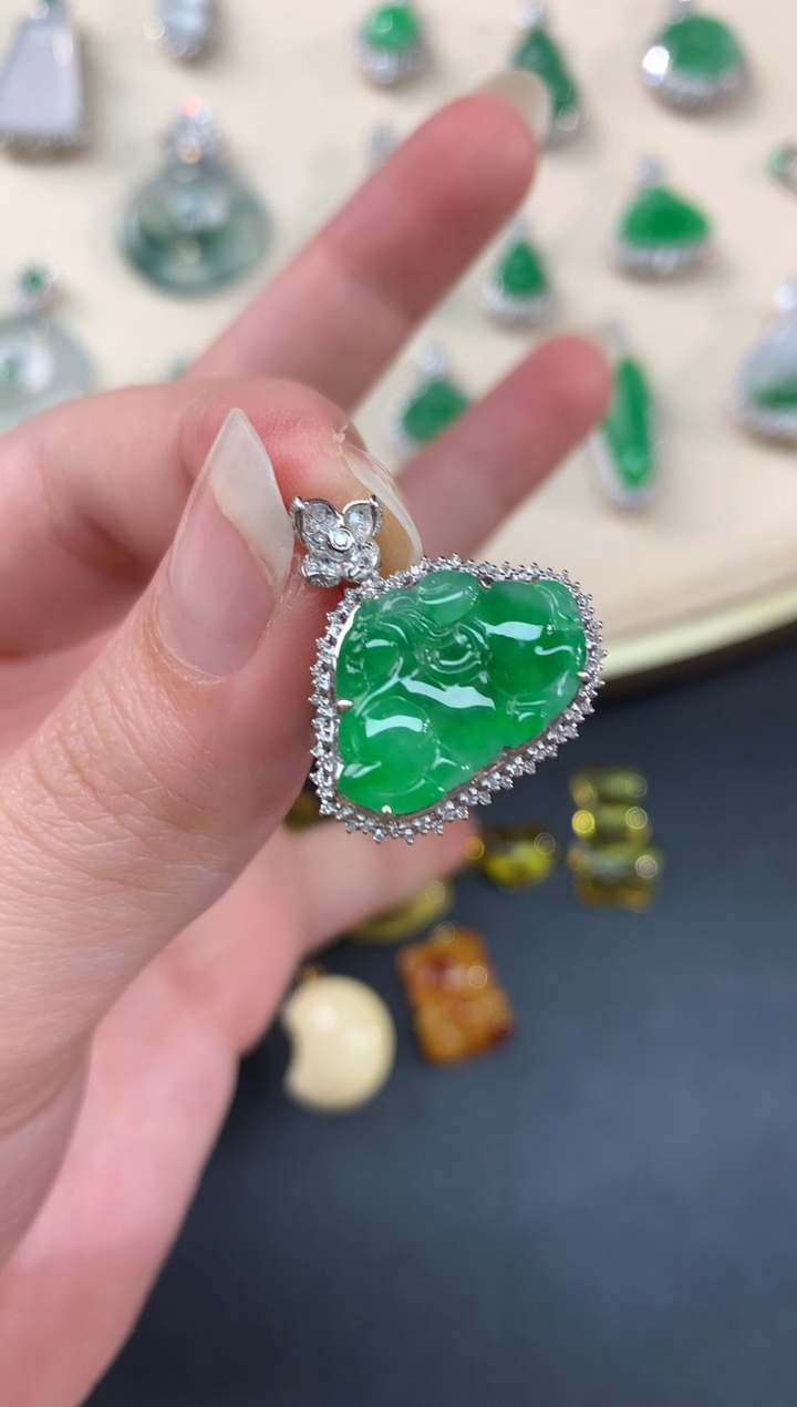 【闪购商品】翡翠吊坠(不含链)18K金镶嵌A98|8800