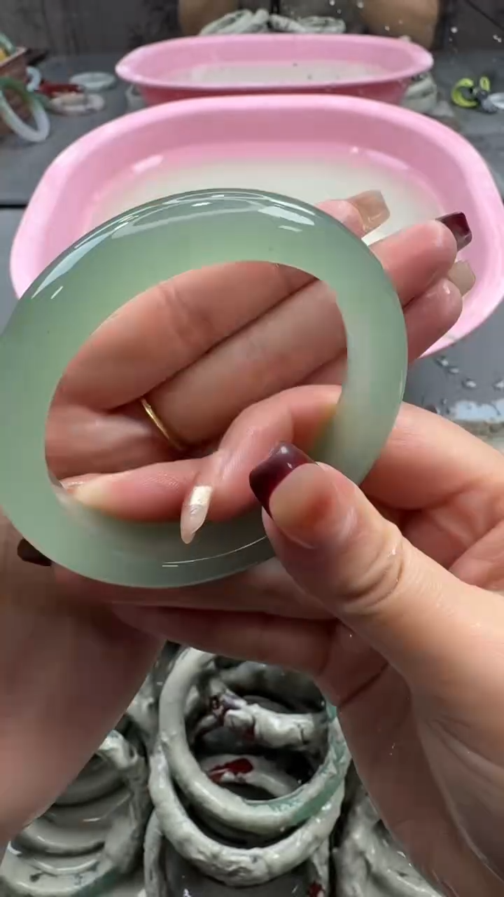 未镶嵌手镯石英质玉6