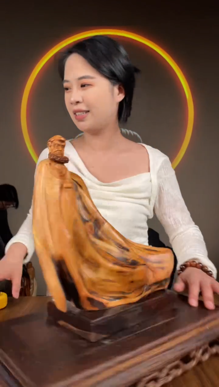 【闪购商品】柏木（崖柏）手工摆件,先抢先得!347