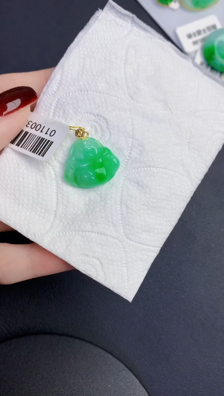 颈饰18K金镶嵌翡翠缅甸天然翡翠A货