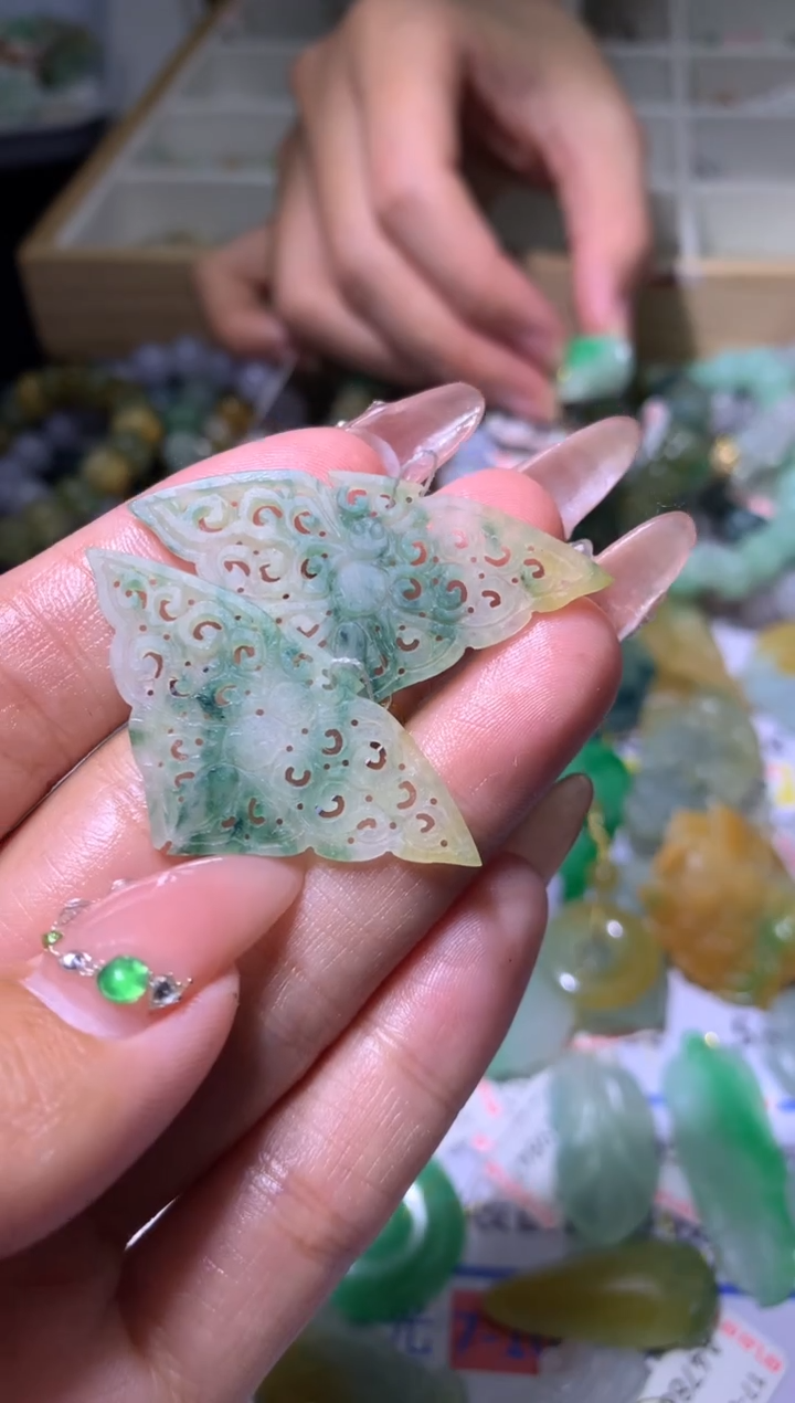 【闪购商品】定制翡翠未镶嵌MJX022213