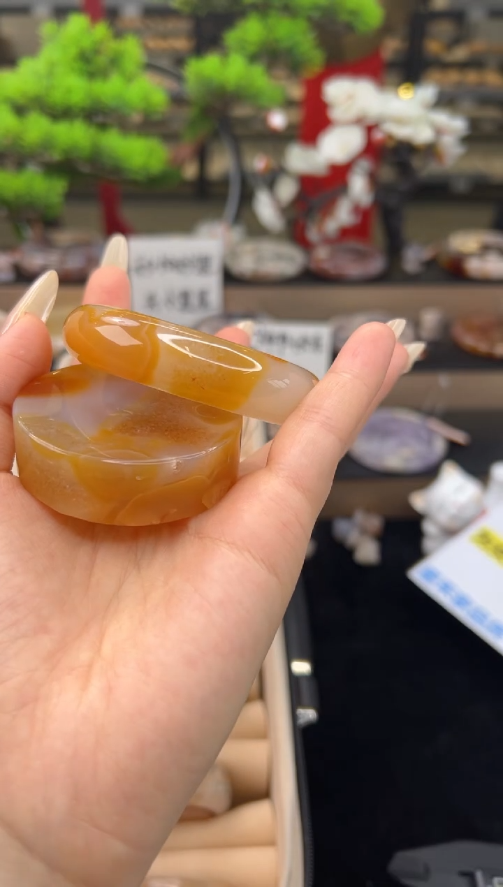 【闪购商品】石英质玉手镯未镶嵌56圈口（赠送镯心)23113