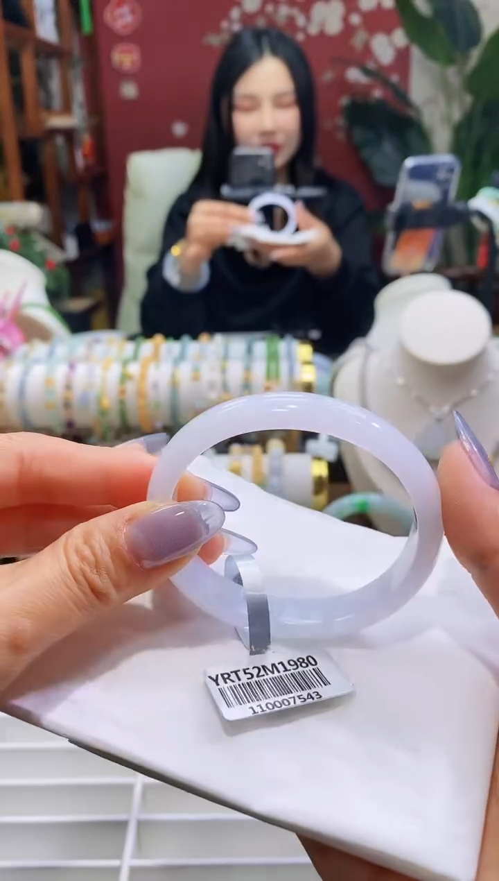 【闪购商品】翡翠手镯未镶嵌33淡淡紫5354正/12.1*.5