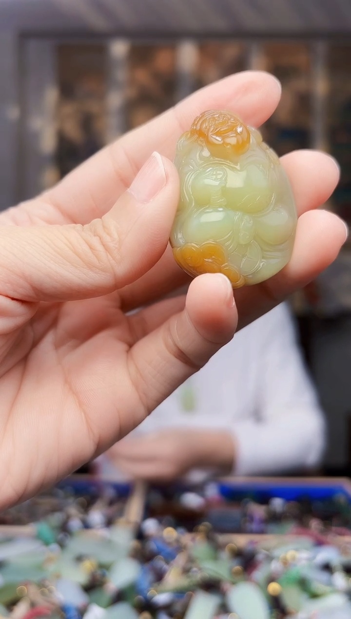 【闪购商品】和田玉挂件未镶嵌拍一发一
