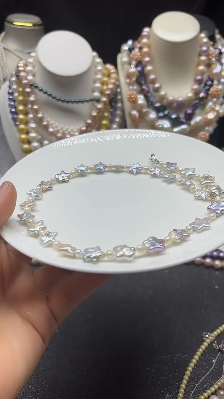 颈饰未镶嵌淡水珍珠多人