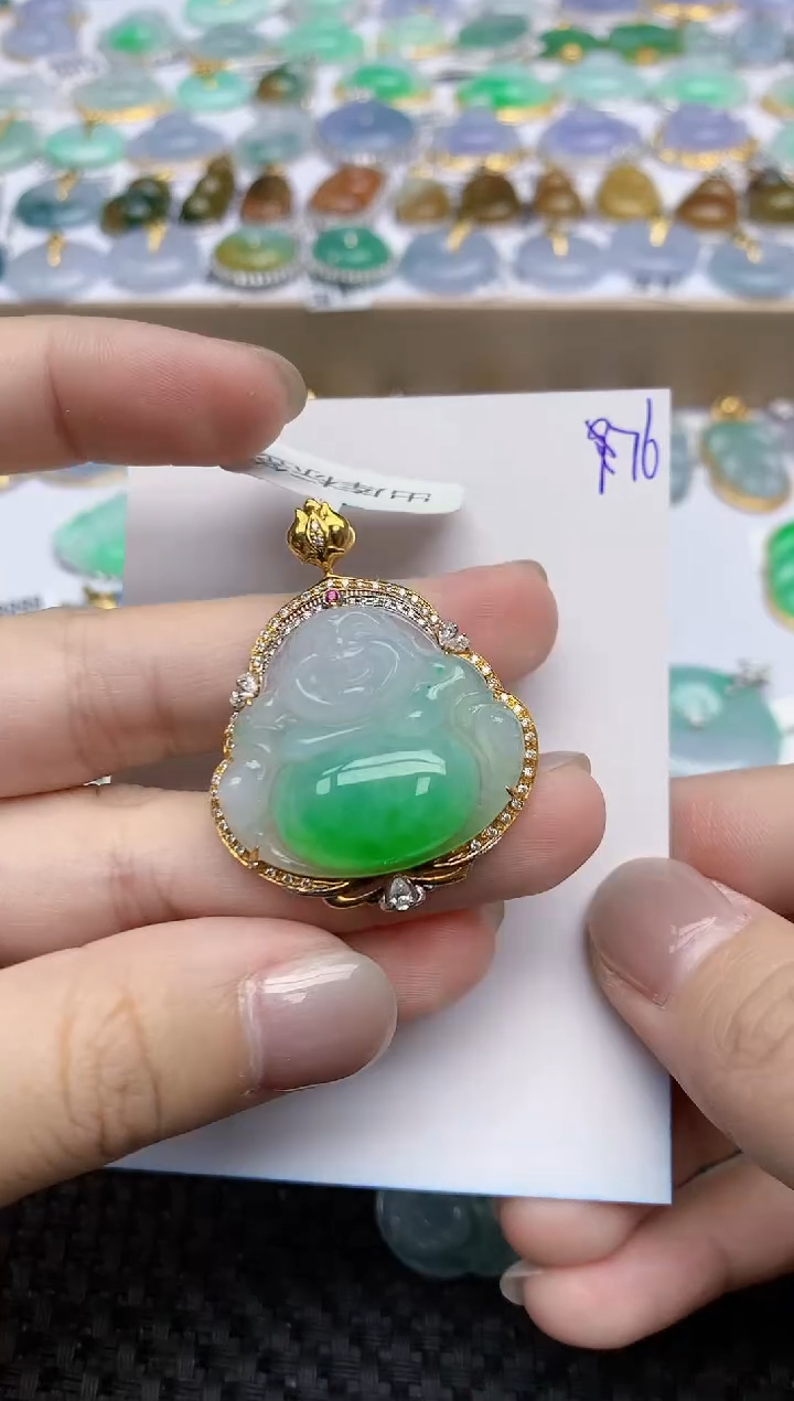 【闪购商品】翡翠颈饰18K金镶嵌天然翡翠A货