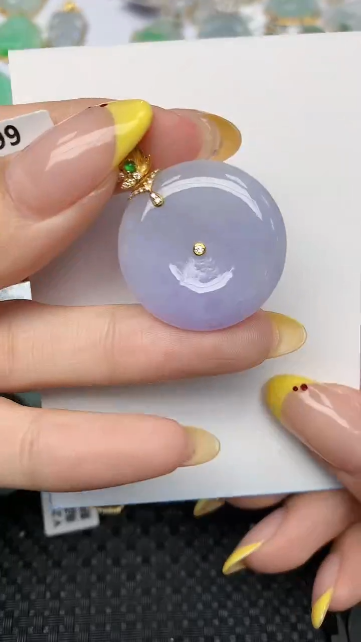 翡翠18K金镶嵌项链天然翡翠A货