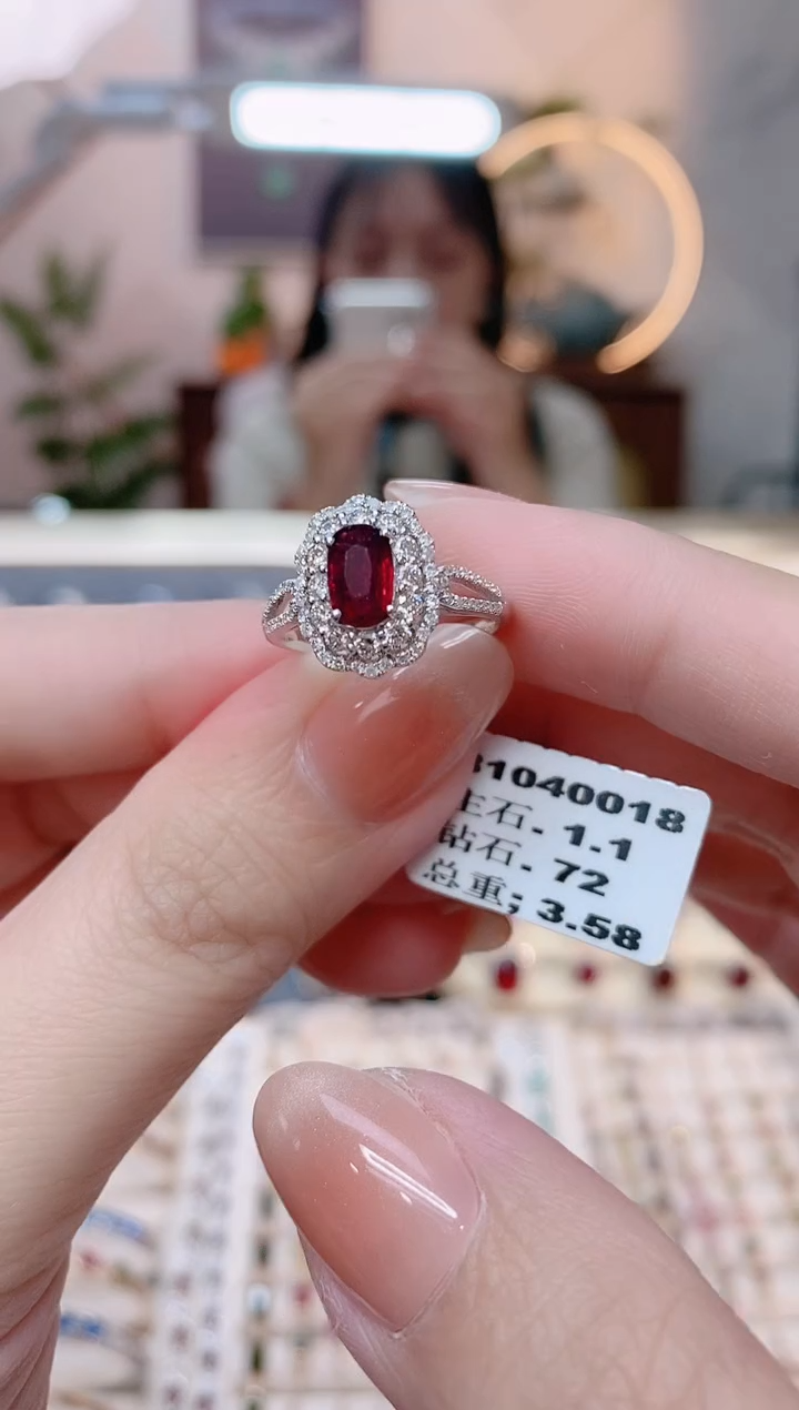 【闪购商品】红宝石18K金戒指18K金镶嵌1